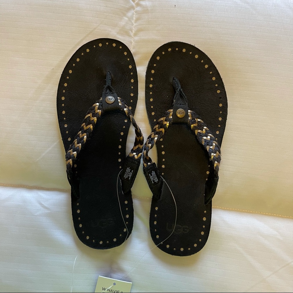 NWT UGG Navie II Sandals